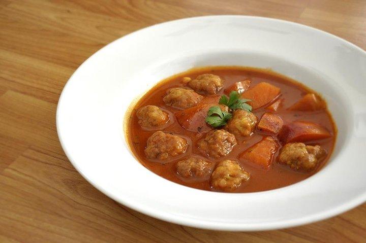 Tour serale di Bucarest e cena tradizionale - 3 ore