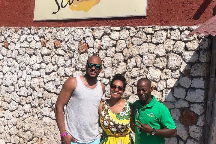 Udforsk, Montego Bay fremhæve City Tour og shopping.