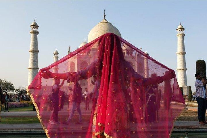 Tour privato di Taj Mahal, Agra Fort e Fatehpur Sikri di un'intera giornata