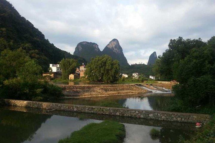 Private Tour: Yangshuo Bike Adventure including Tai Chi Lesson and Chinese Massage