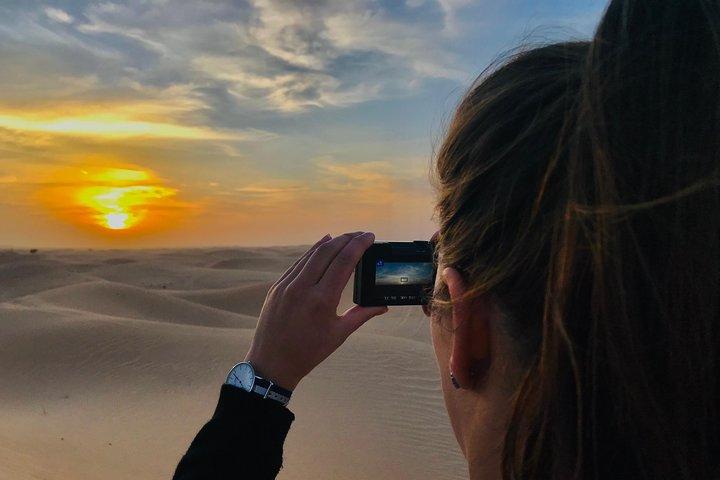 Sunrise Desert Safari com quadriciclo e sandboard,