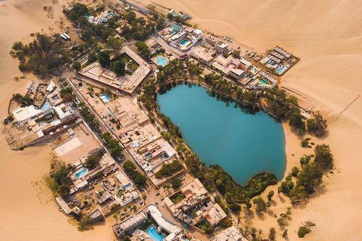 Luxury Private Paracas & Huacachina Tour with Sunset Picnic