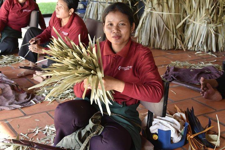 Smok weaving DIY activity from sugar palm leaf