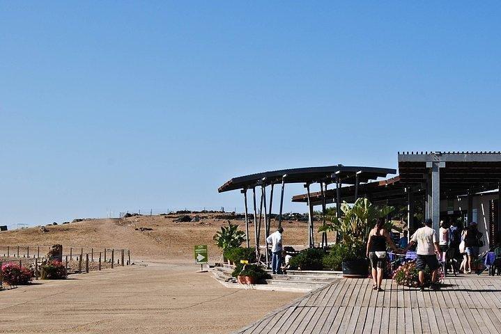 Visita arqueológica de Nora