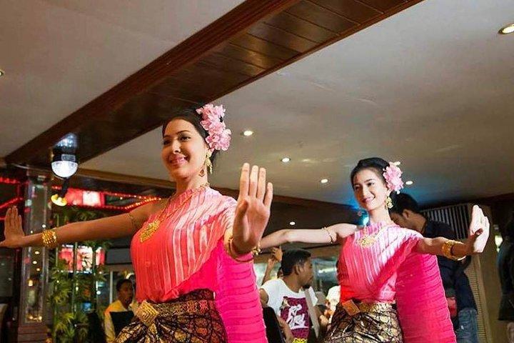 L'Orchidea Bianca: Chao Phraya Dinner Cruise Experience