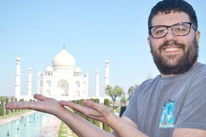 Servicio de guía turístico privado Agra con coche