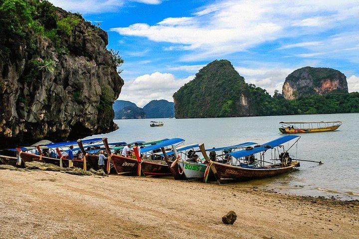 プーケットからのビッグボートによるジェームズボンド島とパンガー湾ツアー