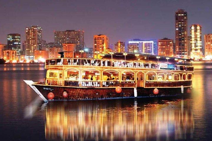Dubai Creek Dhow Cruise Middag