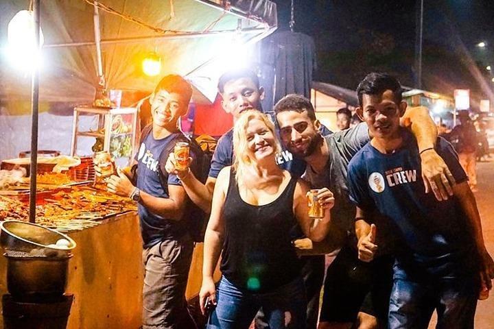 Tour gastronomico definitivo di Siem Reap (degustazione di 10 locali con tuk tuk)