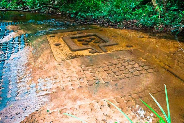 プノンクーレン国立公園、クーレン山の滝ツアー