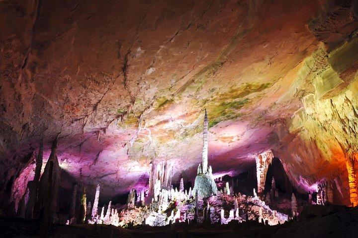 Zhangjiajie Day Tour-Grand Canyon, Glass bridge, Yellow Dragon Cavern, Baofeng Lake