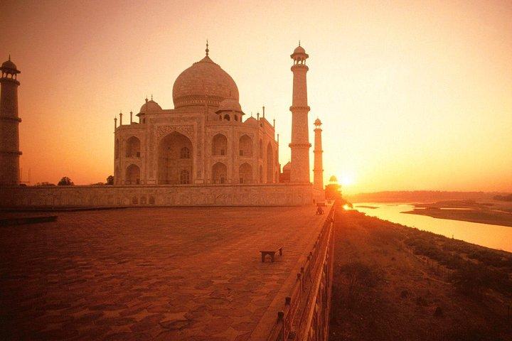 Guidad Taj Mahal vid solnedgången med Abhaneri Step Well & Agra Fort Tour från Jaipur