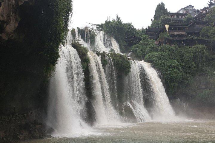 Tour privato di 2 giorni nella città vecchia di Fenghuang da Zhangjiajie