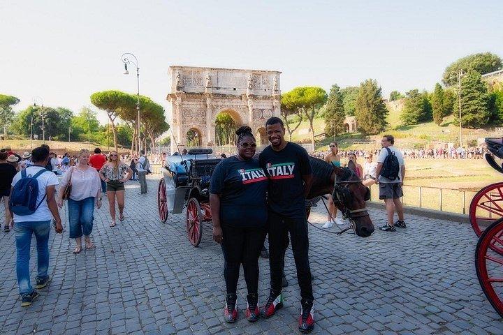 チビタベッキアポートショアエクスカーション：ローマツアープロフェッショナルカメラマンが含まれています
