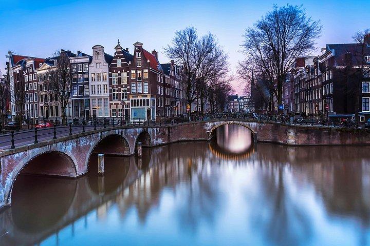 Schiphol Airport to Amsterdam Private Transfer