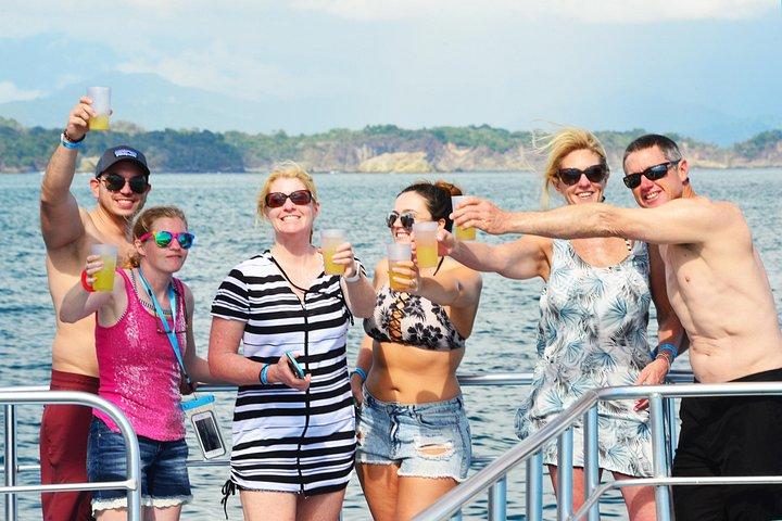 All Inclusive Zip line & Catamaran Eco Adventure