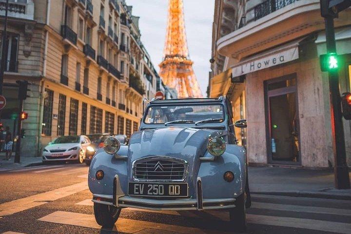 Montmartre La Bohème : 2CV, Marche & Dégustation - 2h30