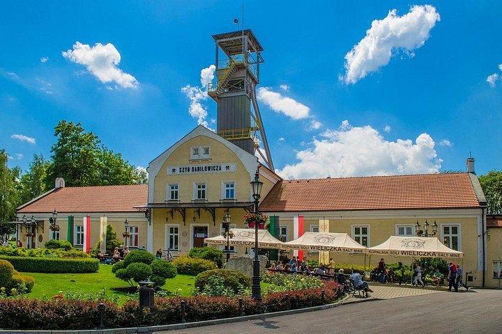 クラクフから：アウシュビッツ ビルケナウと岩塩坑、プライベート送迎付き