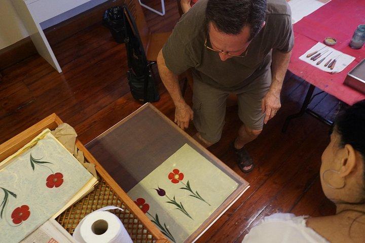 Art of Turkish 'Ebru' Marbling Workshop in Istanbul