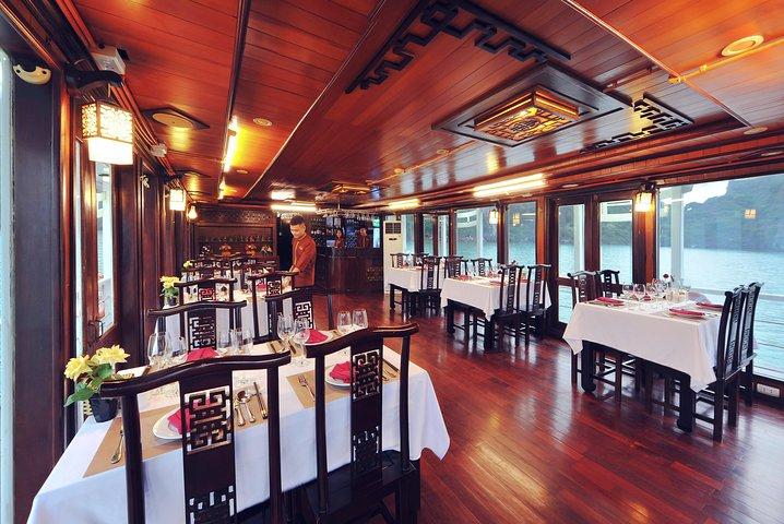 Renea Cruise - Boutique Overnight Cruise in Bai Tu Long Bay(2D1N)