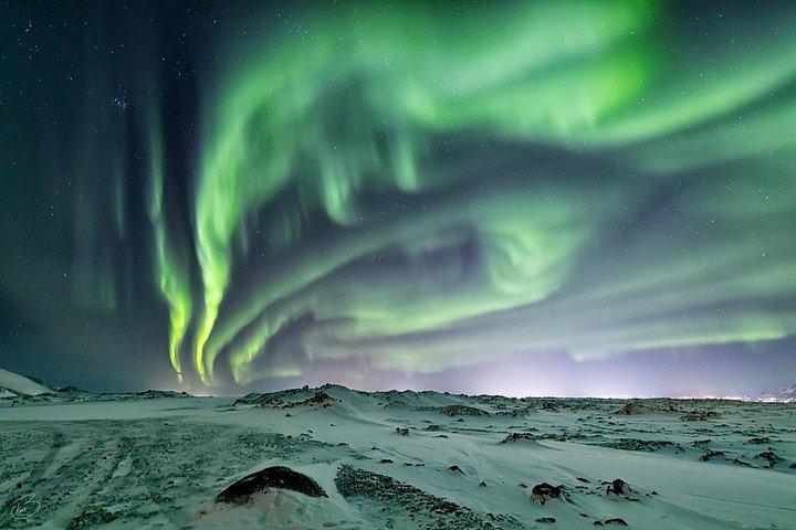 Northern Lights Hunt with Photography Help - Small Group Tour