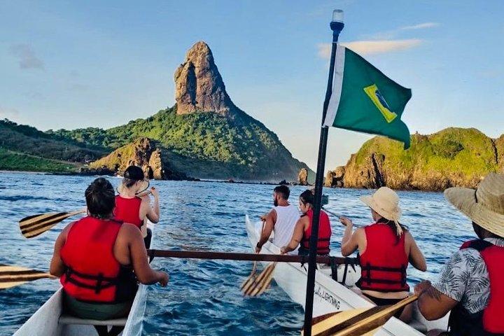 Canoa Havaiana em Fernando de Noronha