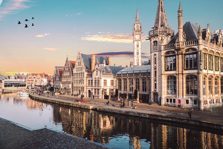 Excursion d'une journée à Gand et Atomium au départ de Bruxelles