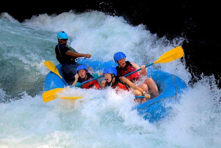 Rafting en eau vive à Chorro