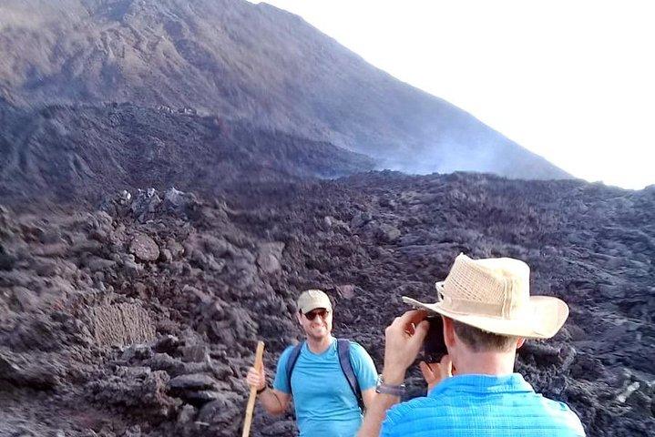 Dagtocht naar Pacaya-vulkaan vanuit Antigua Guatemala op privévoertuig