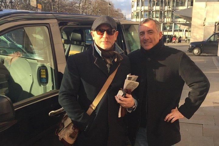 ジェームズ・ボンドの撮影場所： ロンドンでプライベートブラックキャブツアー