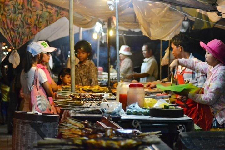 Siem Reap Street Food Evening Tour