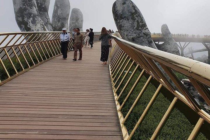 Excursión en tierra Grupo pequeño para visitar Golden Bridge, Dragon Bridge, Marble Mountain