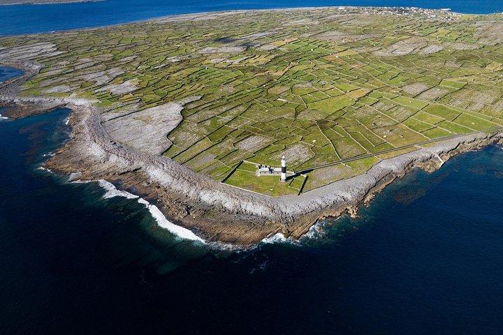 イニス・オアール（アラン諸島）日帰り旅行：ゴールウェイ、ロサヴェエルからフェリーを返す