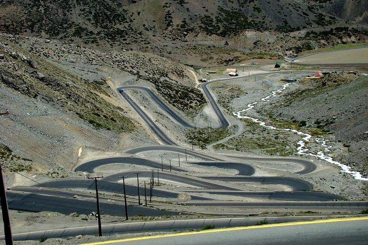 Full Day Tour Laguna del Inca Portillo from Santiago