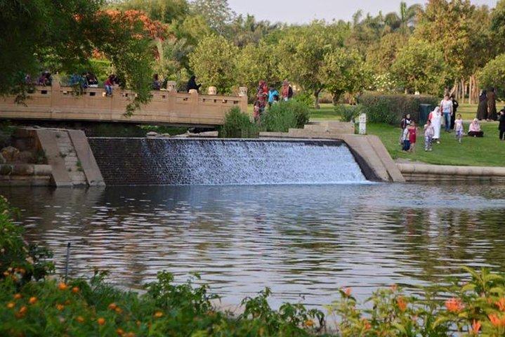Tour a El Moez St. e Al Azhar Park con cena