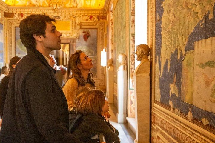 Tour infantil con todo incluido por el Vaticano, la Capilla Sixtina y San Pedro