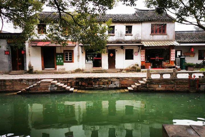 Suzhou Private Tour mit Tongli Town Boat Tour, Papierschneiden und vegetarischem Mittagessen