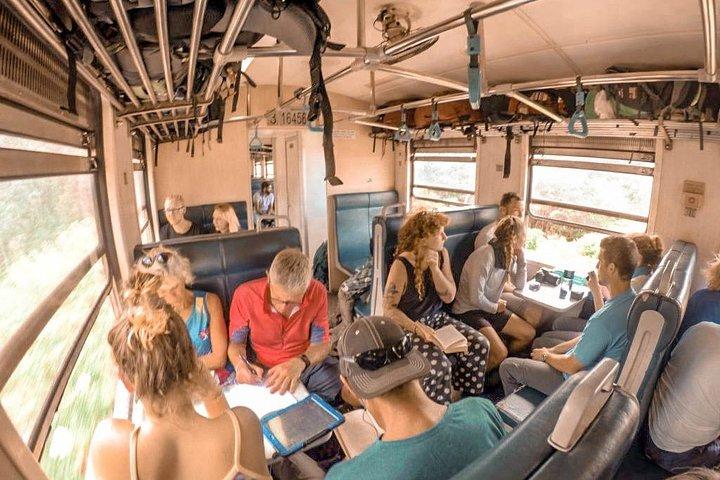 Ella naar Kandy treinreis op (trein nr: 1016 "Udarata Menike")