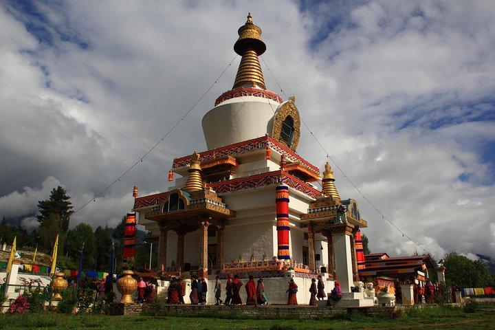 9-Day HimalayanCruiser, The Ultimate Luxury Bhutan Cultural Tour