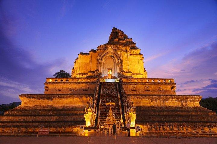 Half Day Old Town Chiang Mai Temple & City Private Tour (Minimum 2 Pax)