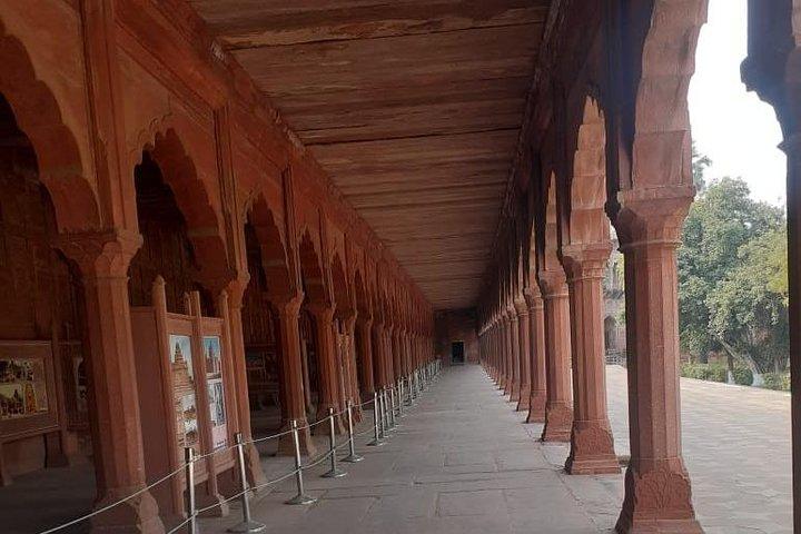 Taj Mahal City Tour med bil eller tåg från Jaipur