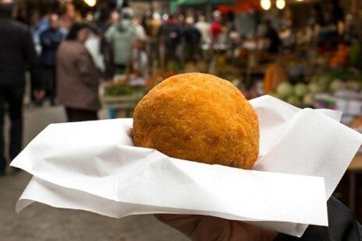 Der komplette Street Food-Rundgang - Geschichte und leckere Häppchen in Palermo