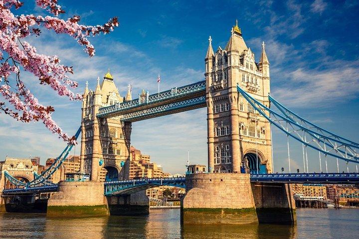 ベスト・オブ・ロンドン : プライベート・バッジ・ウォーキングツアー＆ハイライト