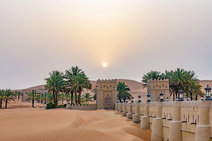 Private Liwa Full Day Desert Safari for Couples