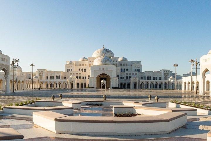 Private Abu Dhabi Half Day City Tour
