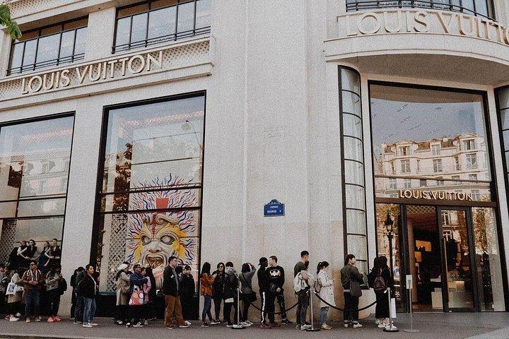 パリ : フランスの高級ブティックを発見するプライベート ドライバーとのショッピングの日