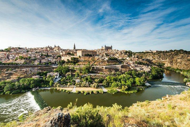 Toledo Tour & Weinbergserlebnis mit Weinprobe ab Madrid