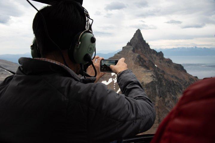 Helikopter Överflygning - Landning i Cordillera - A30