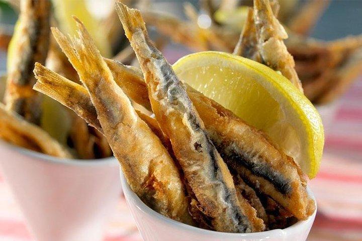 PREMIUM TAPAS TOUR: Tapas, Paella e Cantina