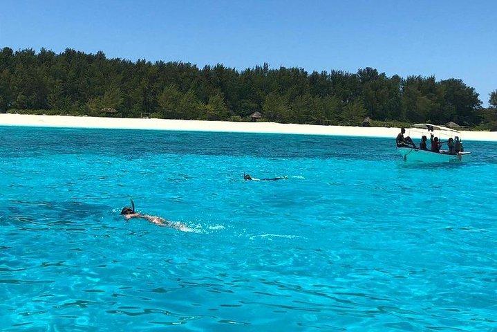 Snorkelen bij Mnemba-atol